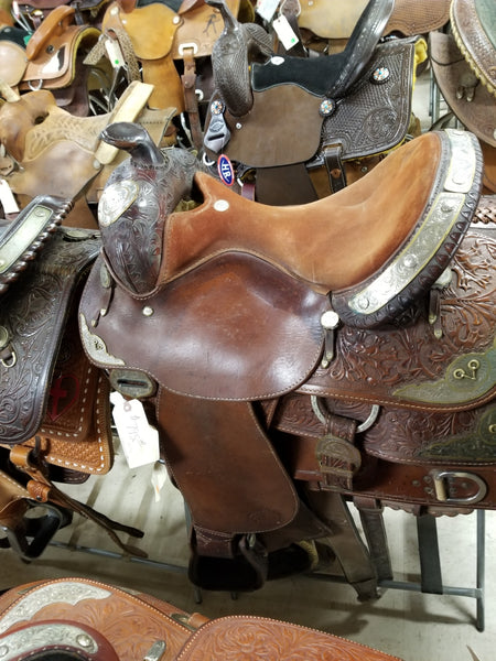Used Silver Royal Pleasure Saddle/L44200201BM/15 1/2"