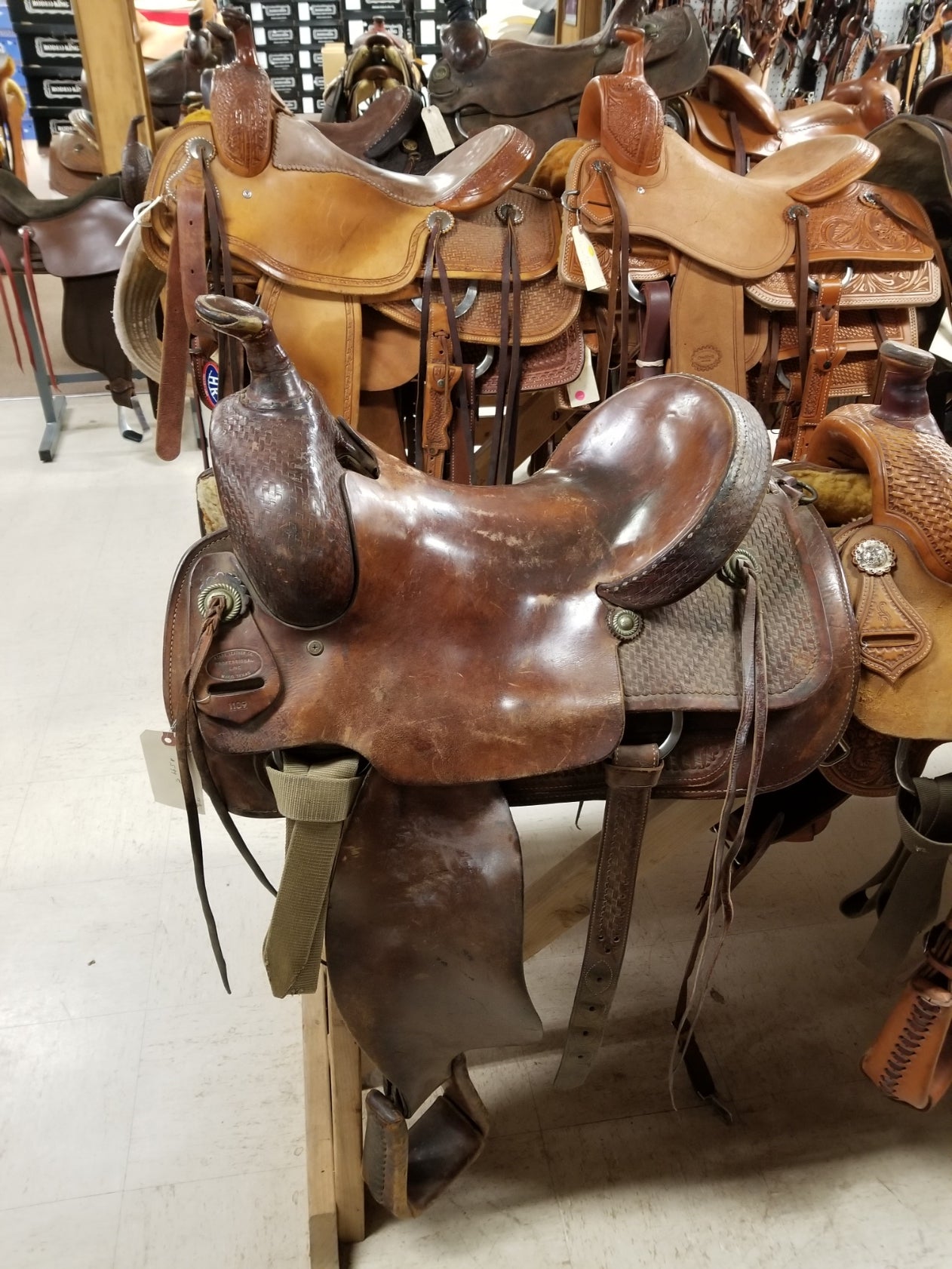 Used Ozark Leather Company Roper/K.S./15 1/2"