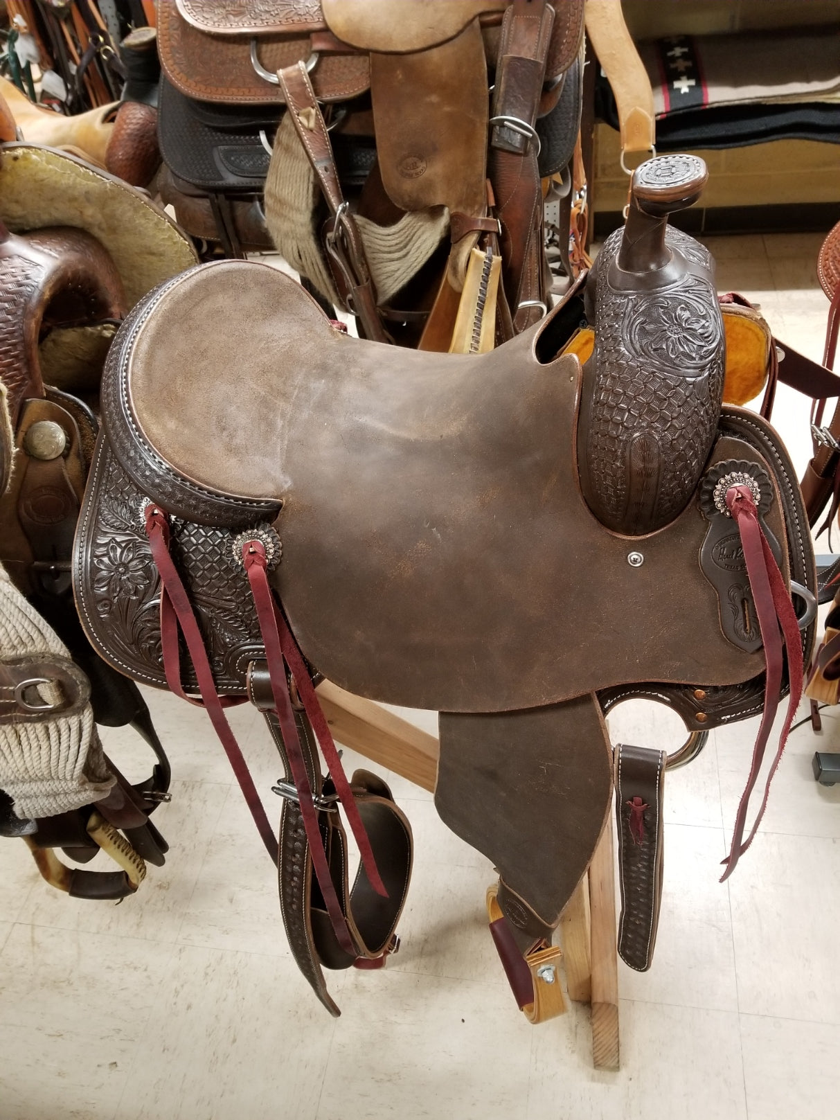 New Signature Series HR/HR52007110BM/16"