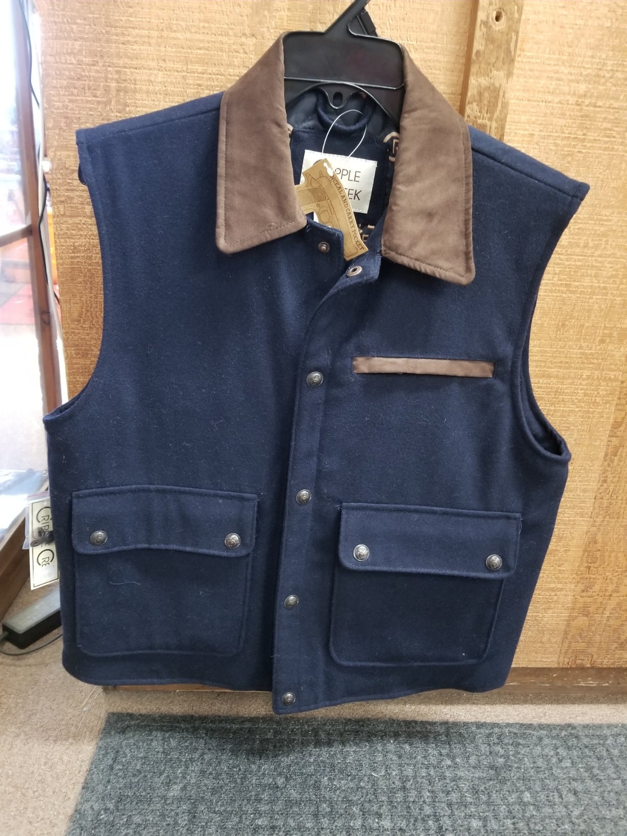 Cripple Creek Men's Concealed Carry Vest/CR38066-11