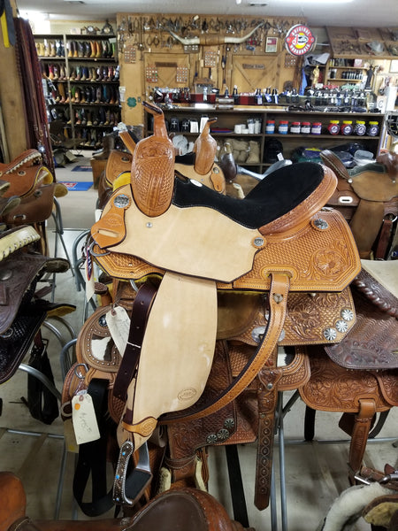 New HR Barrel Racer/HR6259015BM/15"