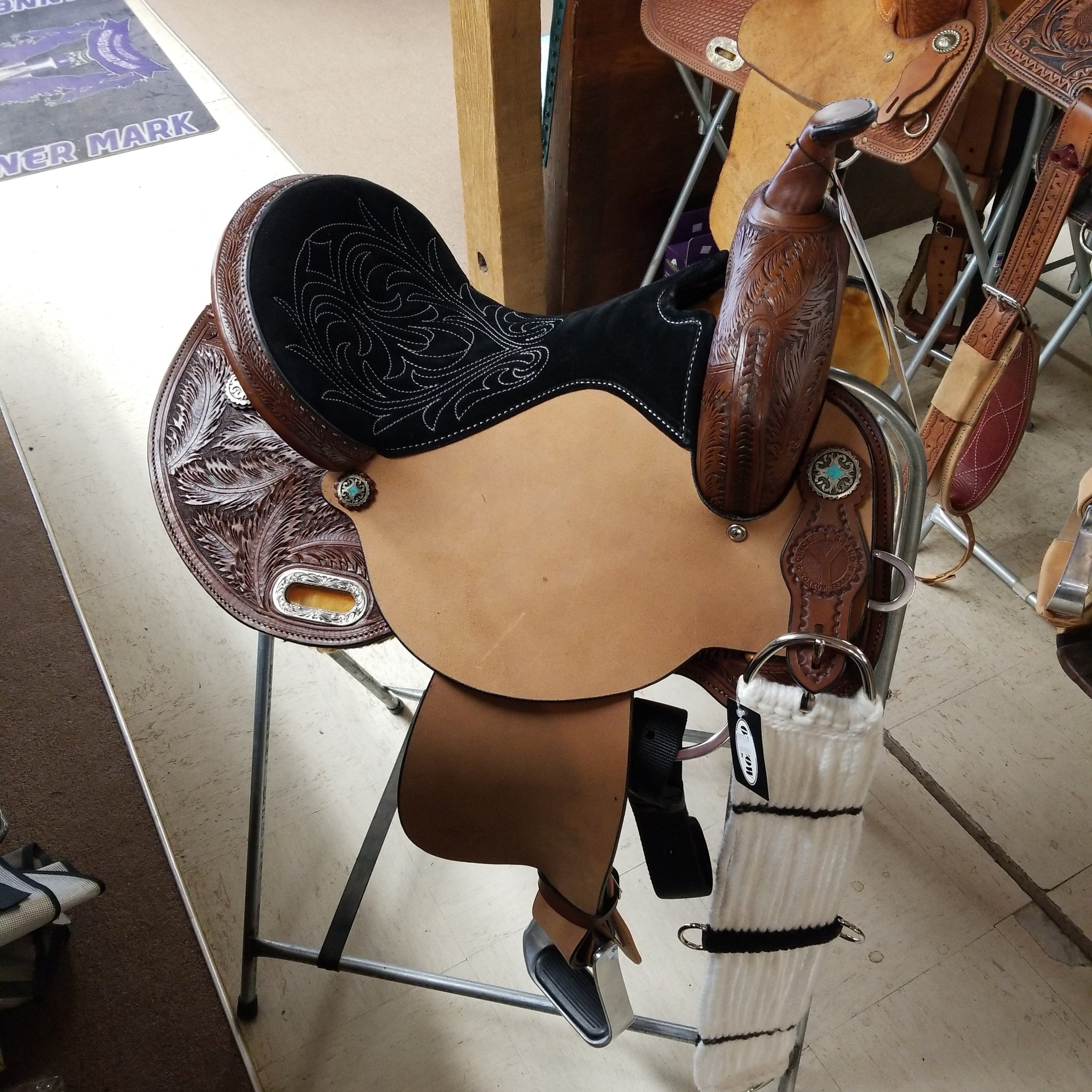 New Circle Y Dakota Barrel Racer/Barrel 13/14 1/2"
