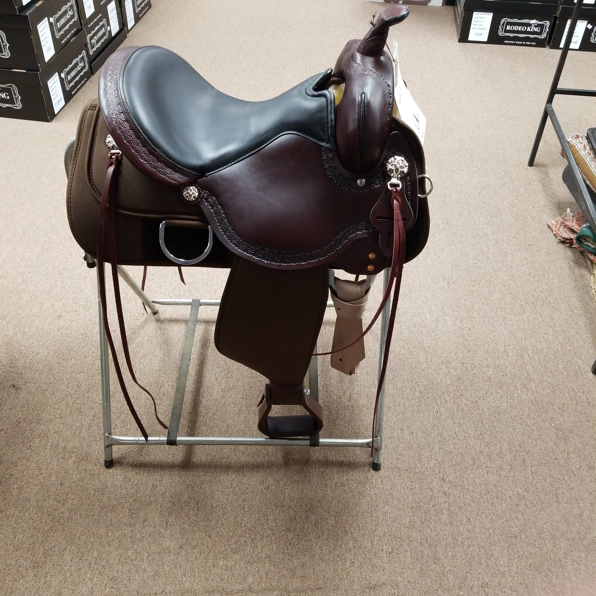 New Circle Y High Horse Trail Saddle/Trail  15/15"